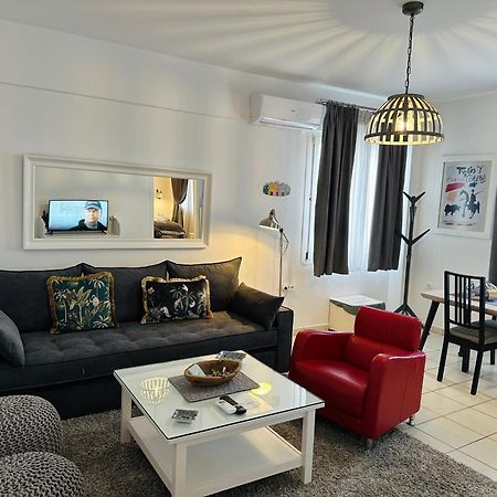 Gianna'S Apartment Central Aigio Cozy And Shining Exterior photo