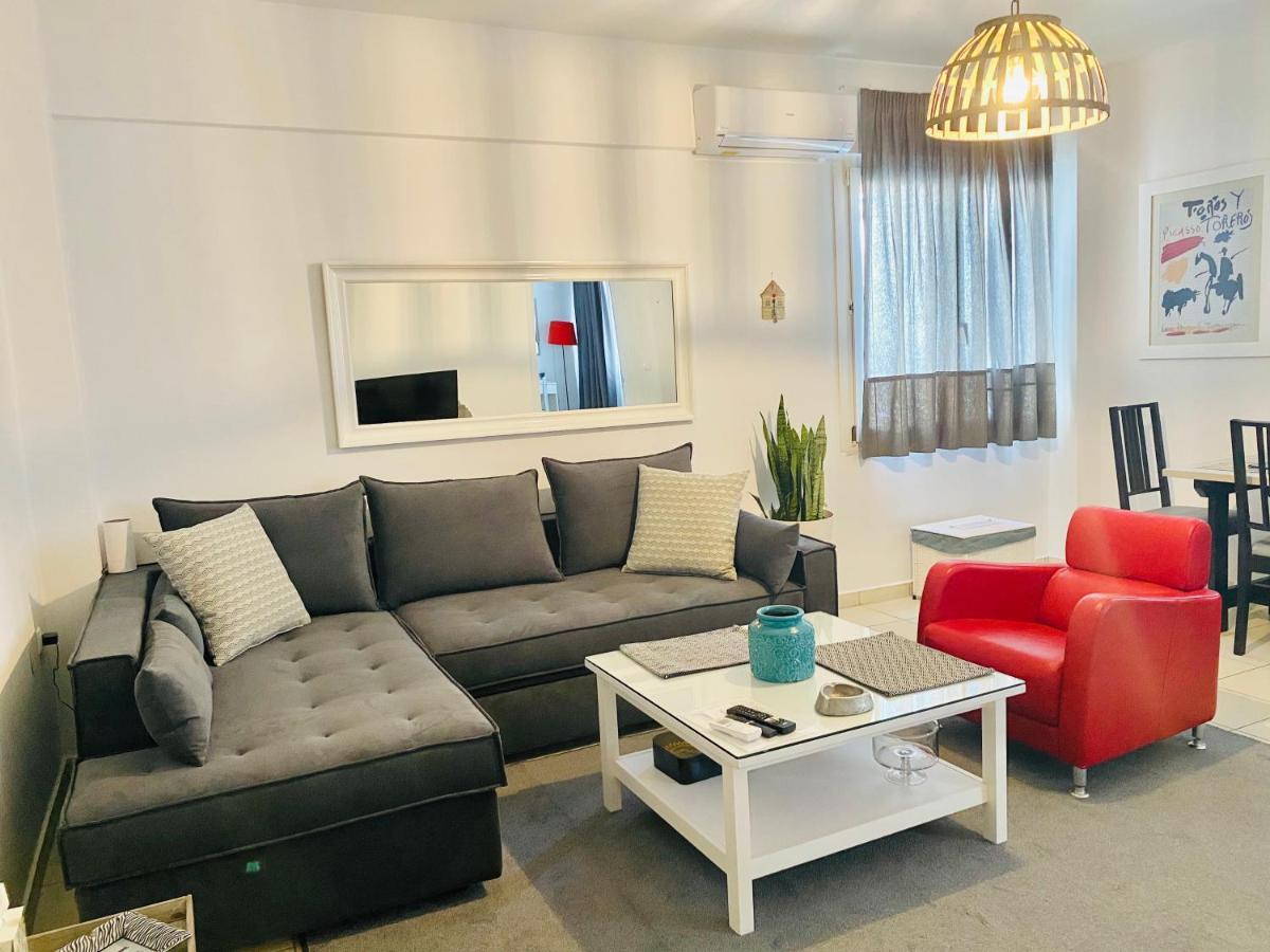 Gianna'S Apartment Central Aigio Cozy And Shining Exterior photo